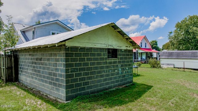 2424 Overlook Road, Kingsport, TN 37664