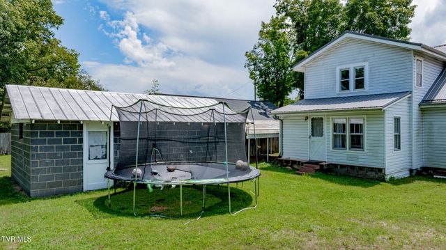 2424 Overlook Road, Kingsport, TN 37664