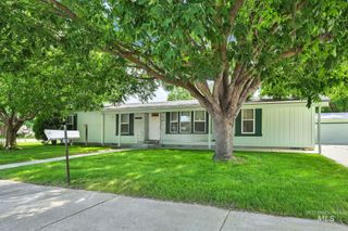 404 Riggs St, Emmett, ID 83617