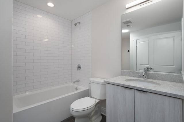 5310 N Spaulding Avenue, Chicago, IL 60625