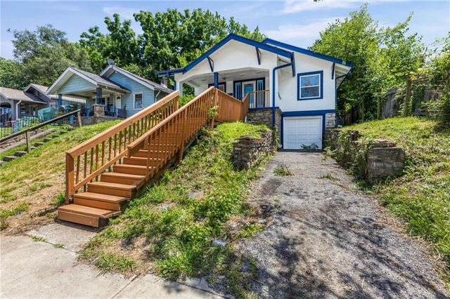 1805 E 67th Street, Kansas City, MO 64132