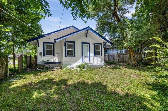 1805 E 67th Street, Kansas City, MO 64132