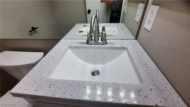 1632 MARATHON Drive 12, Las Vegas, NV 89108