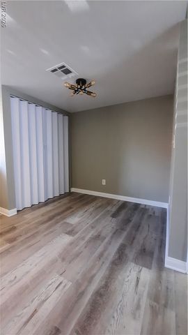 1632 MARATHON Drive 12, Las Vegas, NV 89108