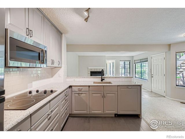 4767 White Rock Circle D, Boulder, CO 80301