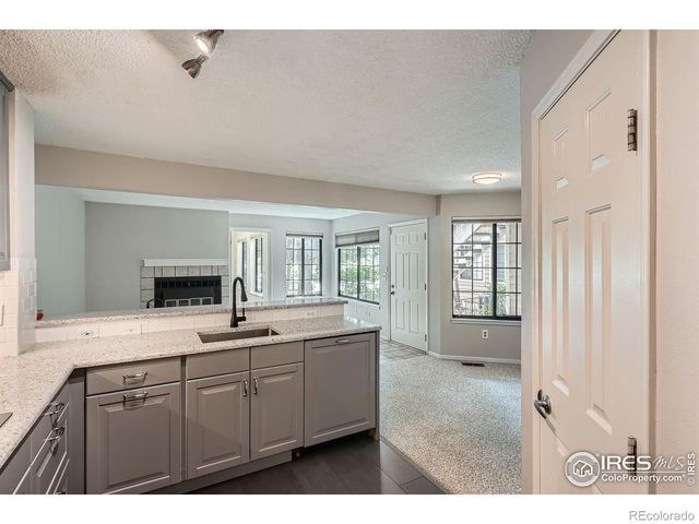 4767 White Rock Circle D, Boulder, CO 80301
