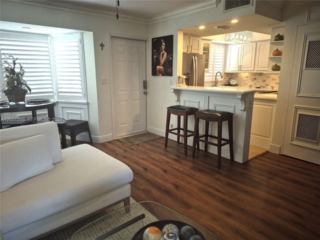 535 Hendricks Isle 306, Fort Lauderdale, FL 33301