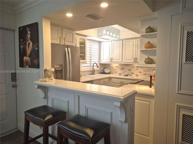535 Hendricks Isle 306, Fort Lauderdale, FL 33301