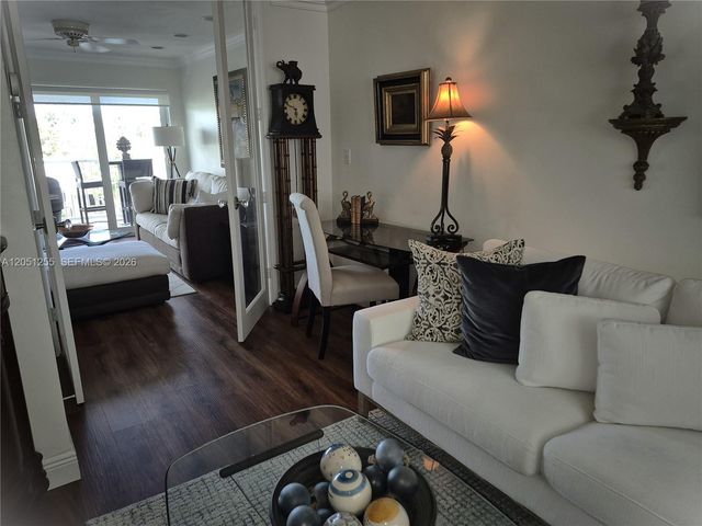 535 Hendricks Isle 306, Fort Lauderdale, FL 33301