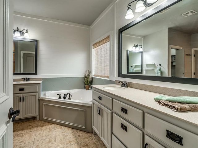 1275 Stone Ridge Drive, Edmond, OK 73034