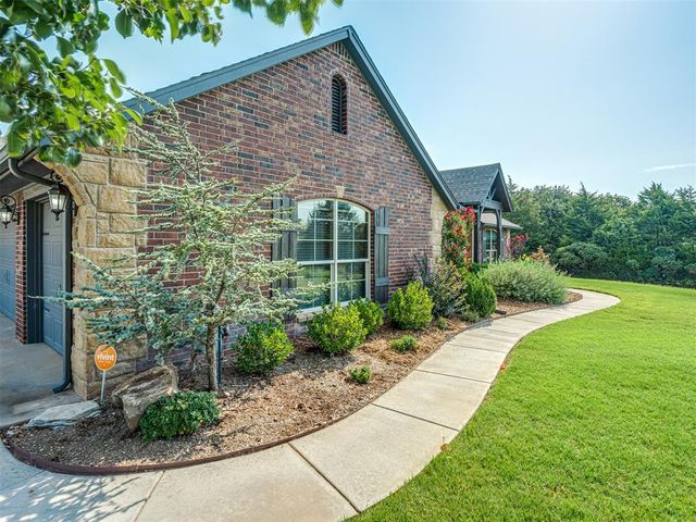 1275 Stone Ridge Drive, Edmond, OK 73034