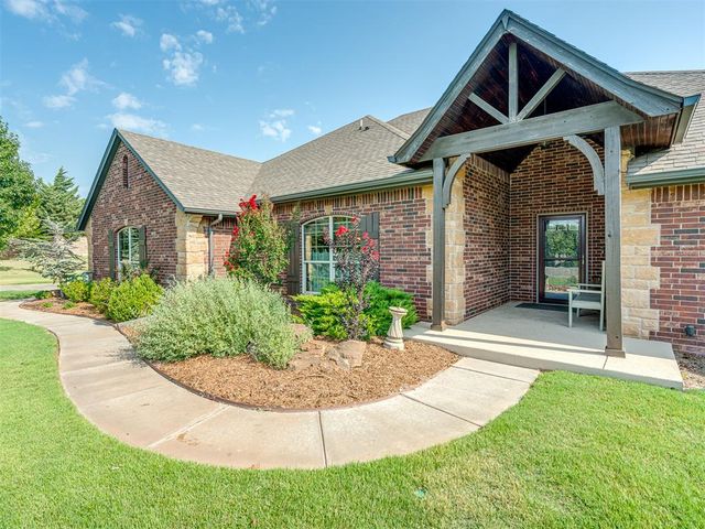 1275 Stone Ridge Drive, Edmond, OK 73034
