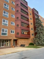 200 Park Avenue 427, Calumet City, IL 60409
