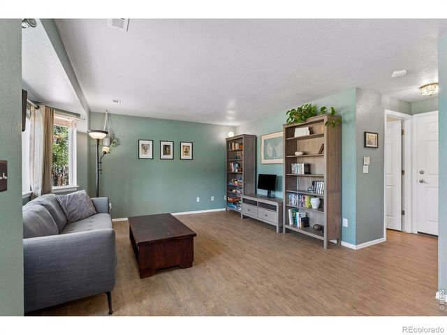 1421 Sorrel Court, Longmont, CO 80504