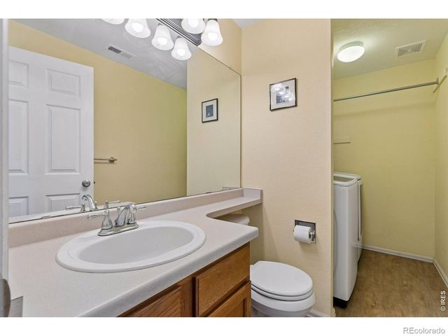 1421 Sorrel Court, Longmont, CO 80504