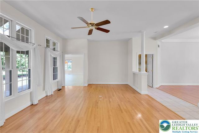 268 Jefferson Place, Lower Nazareth Twp, PA 18020