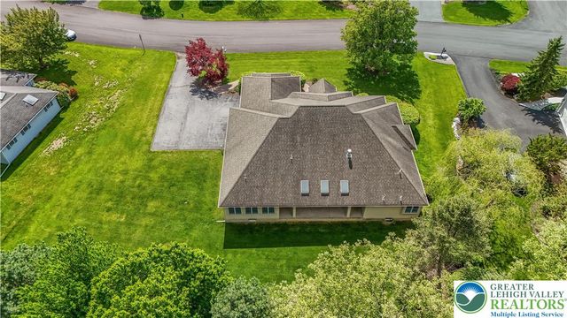 268 Jefferson Place, Lower Nazareth Twp, PA 18020