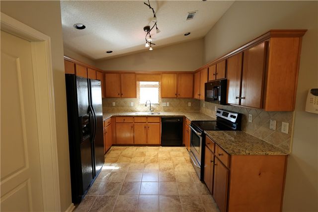 134 Camellia Drive, Kingsland, GA 31548