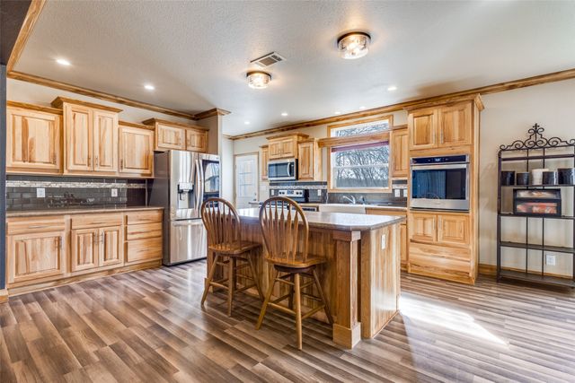 1425 Cowan Road, Weston, TX 75009