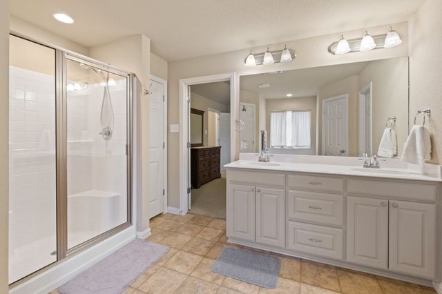 609 Jeffdale Drive, Burleson, TX 76028