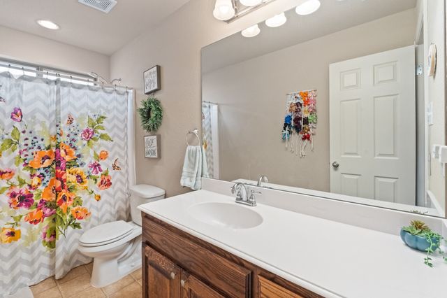 609 Jeffdale Drive, Burleson, TX 76028