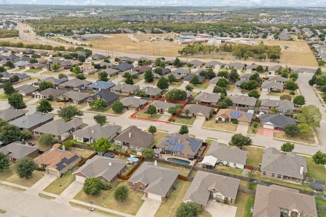 609 Jeffdale Drive, Burleson, TX 76028