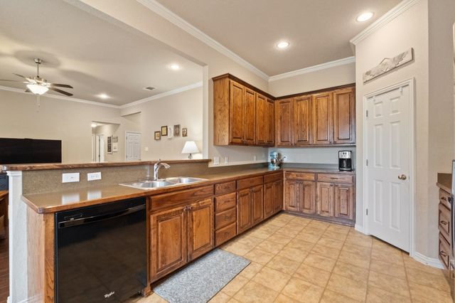 609 Jeffdale Drive, Burleson, TX 76028