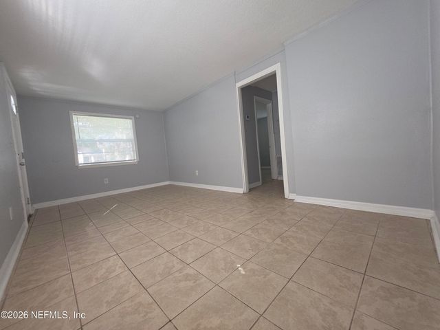 9121 ADAMS Avenue, Jacksonville, FL 32208