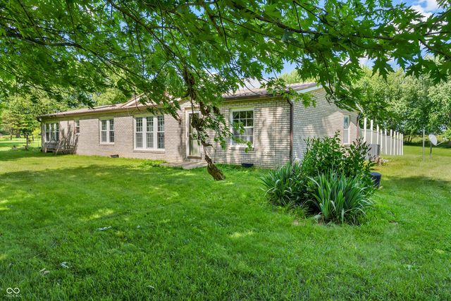 2428 S 550 E, Crawfordsville, IN 47933