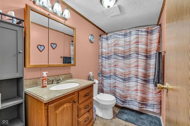 2428 S 550 E, Crawfordsville, IN 47933