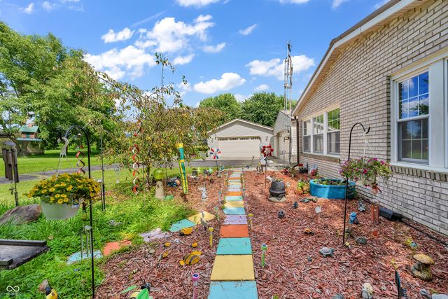 2428 S 550 E, Crawfordsville, IN 47933