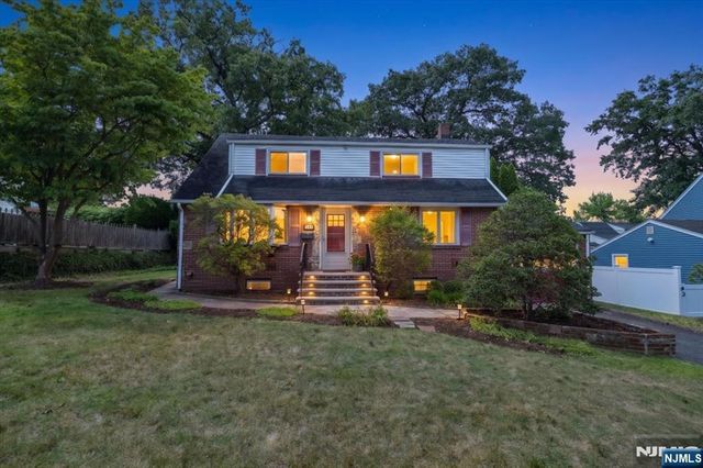 346 E Woodland Road, New Milford, NJ 07646
