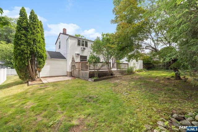 346 E Woodland Road, New Milford, NJ 07646