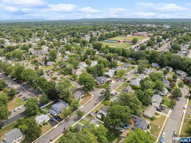 346 E Woodland Road, New Milford, NJ 07646