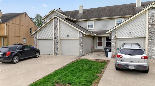 508 Knox Street C, Blue Springs, MO 64014