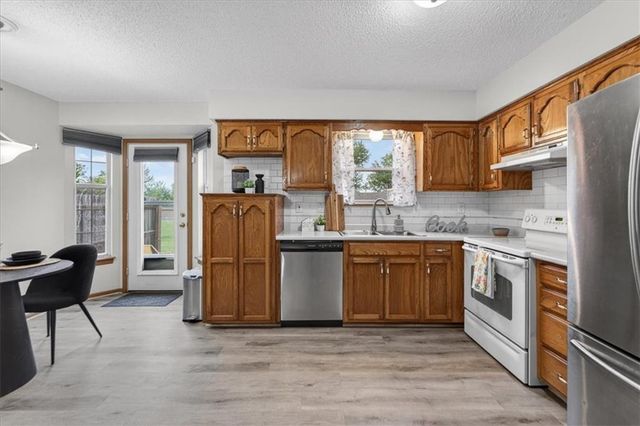 508 Knox Street C, Blue Springs, MO 64014