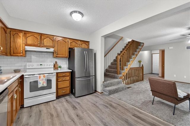 508 Knox Street C, Blue Springs, MO 64014