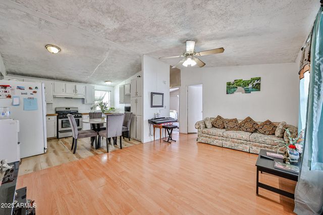 7302 W Peoria Avenue 74, Peoria, AZ 85345