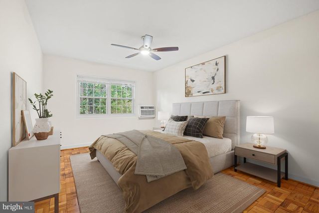 3304 GUNSTON RD, Alexandria, VA 22302