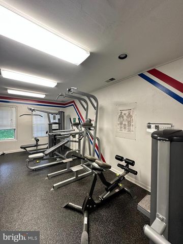 3304 GUNSTON RD, Alexandria, VA 22302