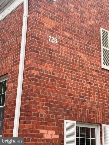 3304 GUNSTON RD, Alexandria, VA 22302