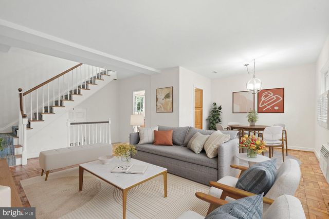3304 GUNSTON RD, Alexandria, VA 22302