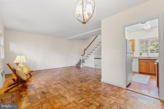 3304 GUNSTON RD, Alexandria, VA 22302