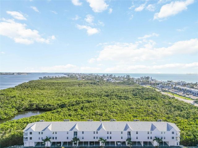 3607 E BAY DRIVE 206, Holmes Beach, FL 34217