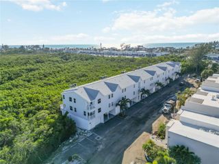 3607 E BAY DRIVE 206, Holmes Beach, FL 34217