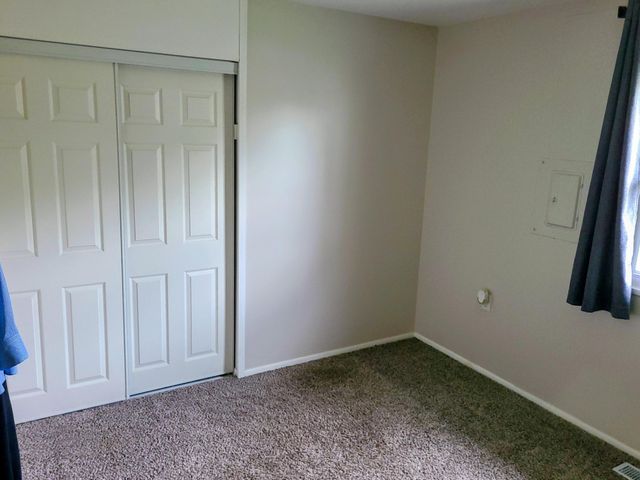 764 Timberline Pkwy, Valparaiso, IN 46385