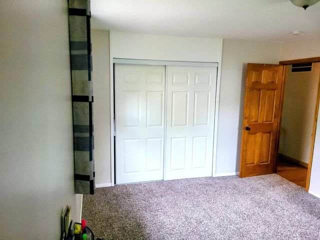 764 Timberline Pkwy, Valparaiso, IN 46385