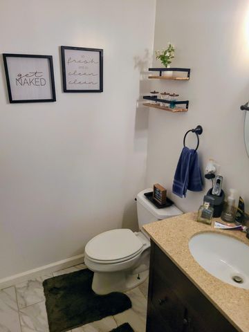 764 Timberline Pkwy, Valparaiso, IN 46385