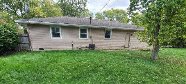 764 Timberline Pkwy, Valparaiso, IN 46385