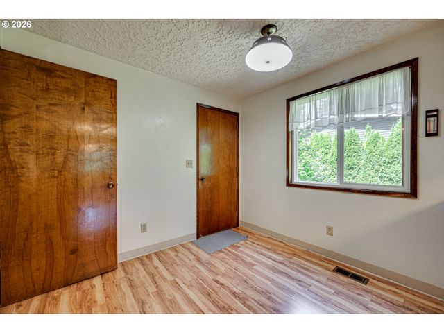 11501 Ne SYLVAN Ter, Vancouver, WA 98686